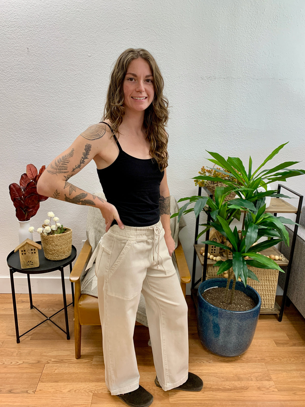 Risen Almond Baggy Jeans