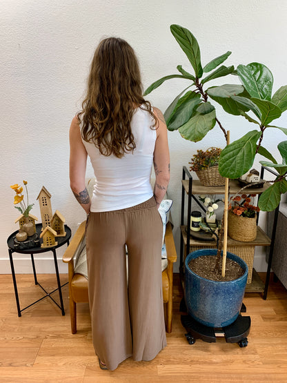 Brown Smocked Waist Pants With Pockets