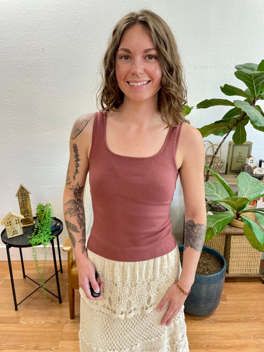 Rose Square Neck Sleeveless Knit Top