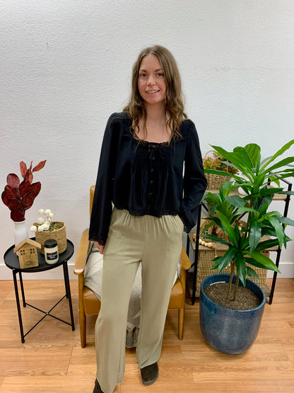 Olive Ruffled Side Pocket Pants