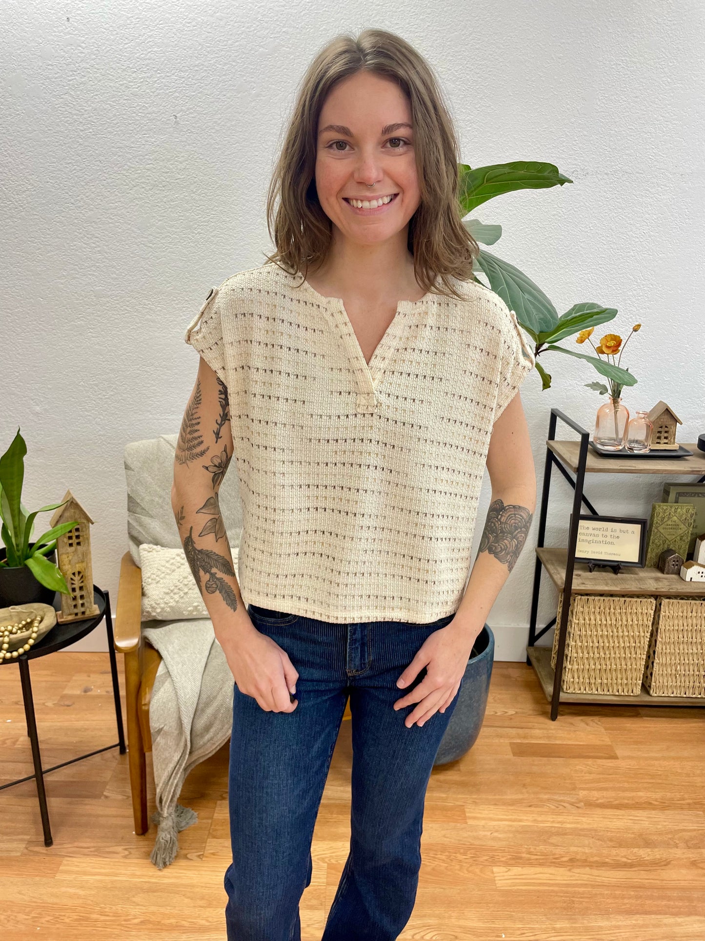 Split Neck Tab Sleeve Knit Top