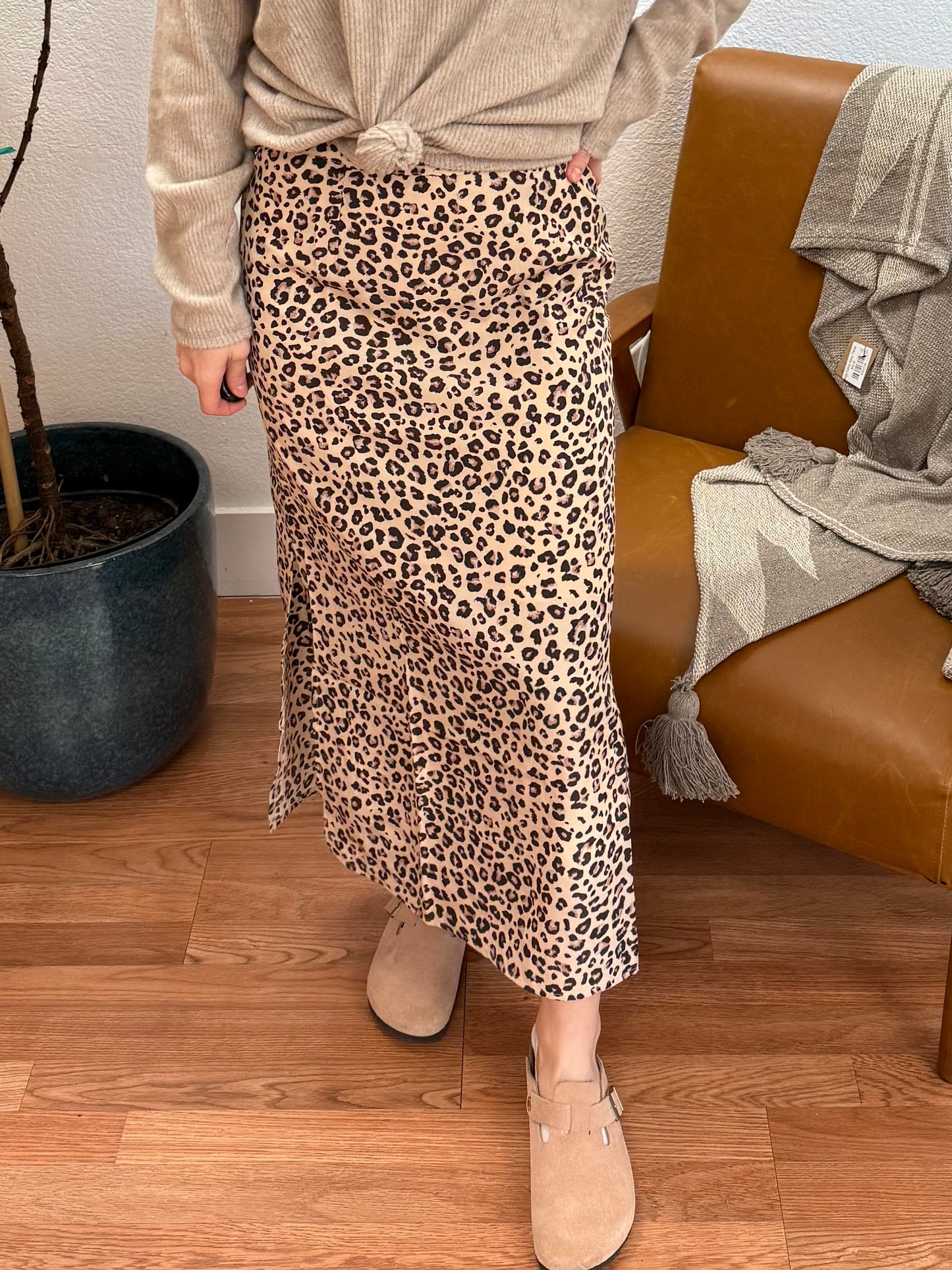 Beige Leopard Side Slit Skirt