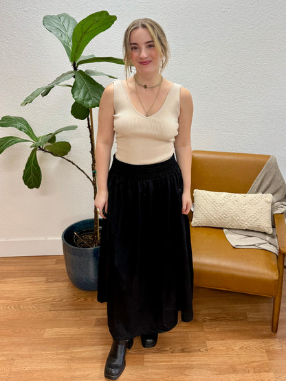 Black Waist Smocking Skirt