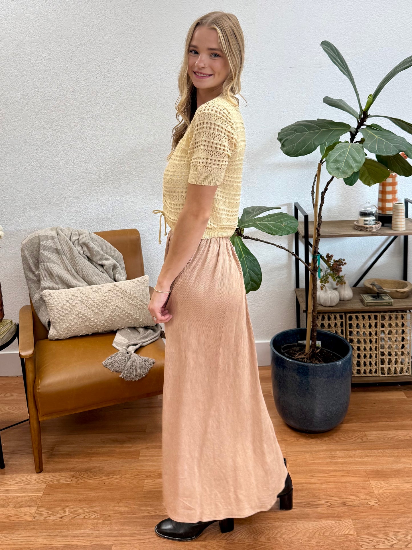 Mocha Textured Midi Skirt