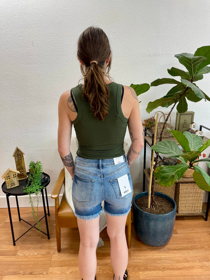 Mica Medium Sea Boyfriend Midi Shorts