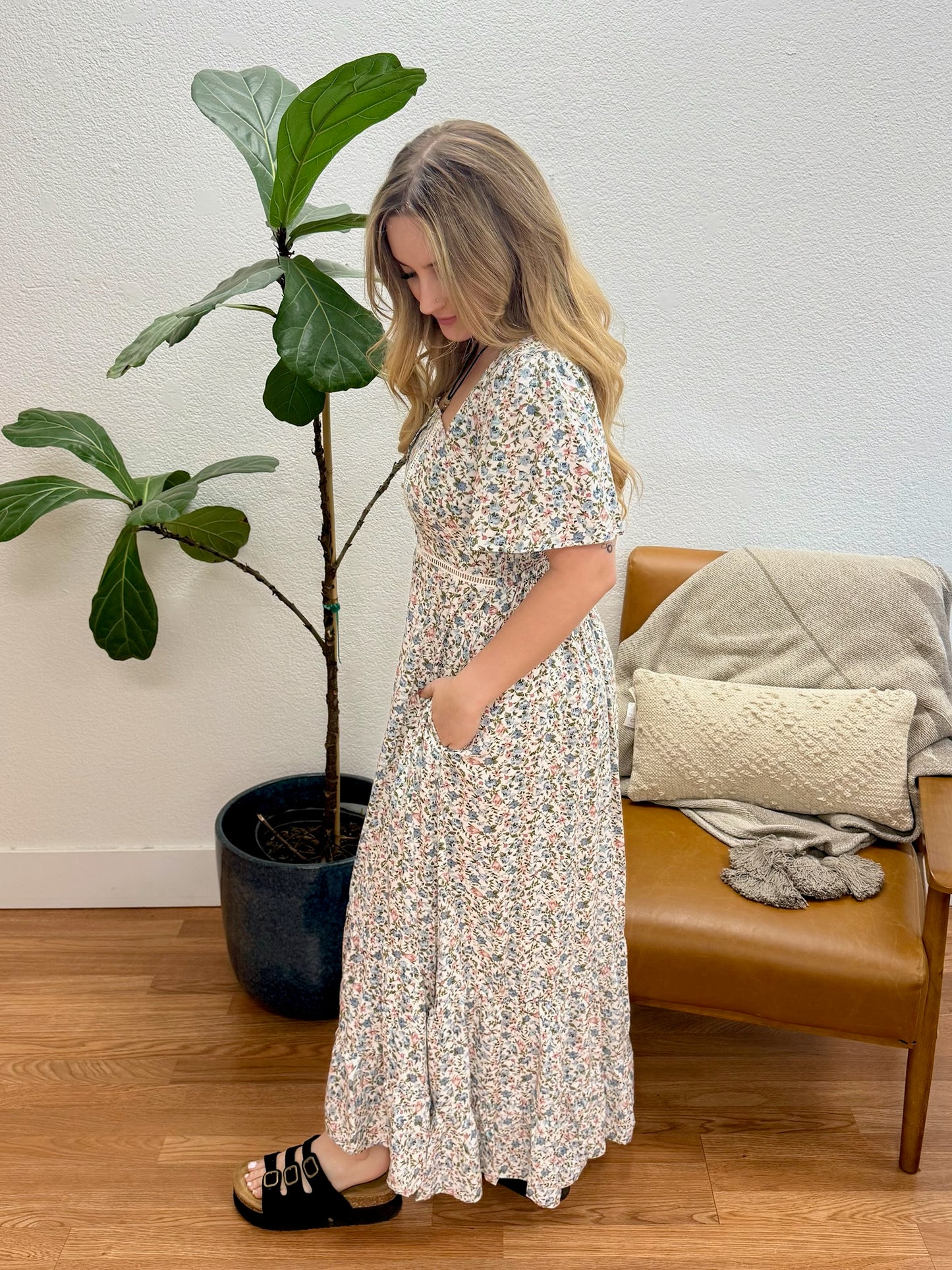 Cream Floral Flowy Maxi Dress