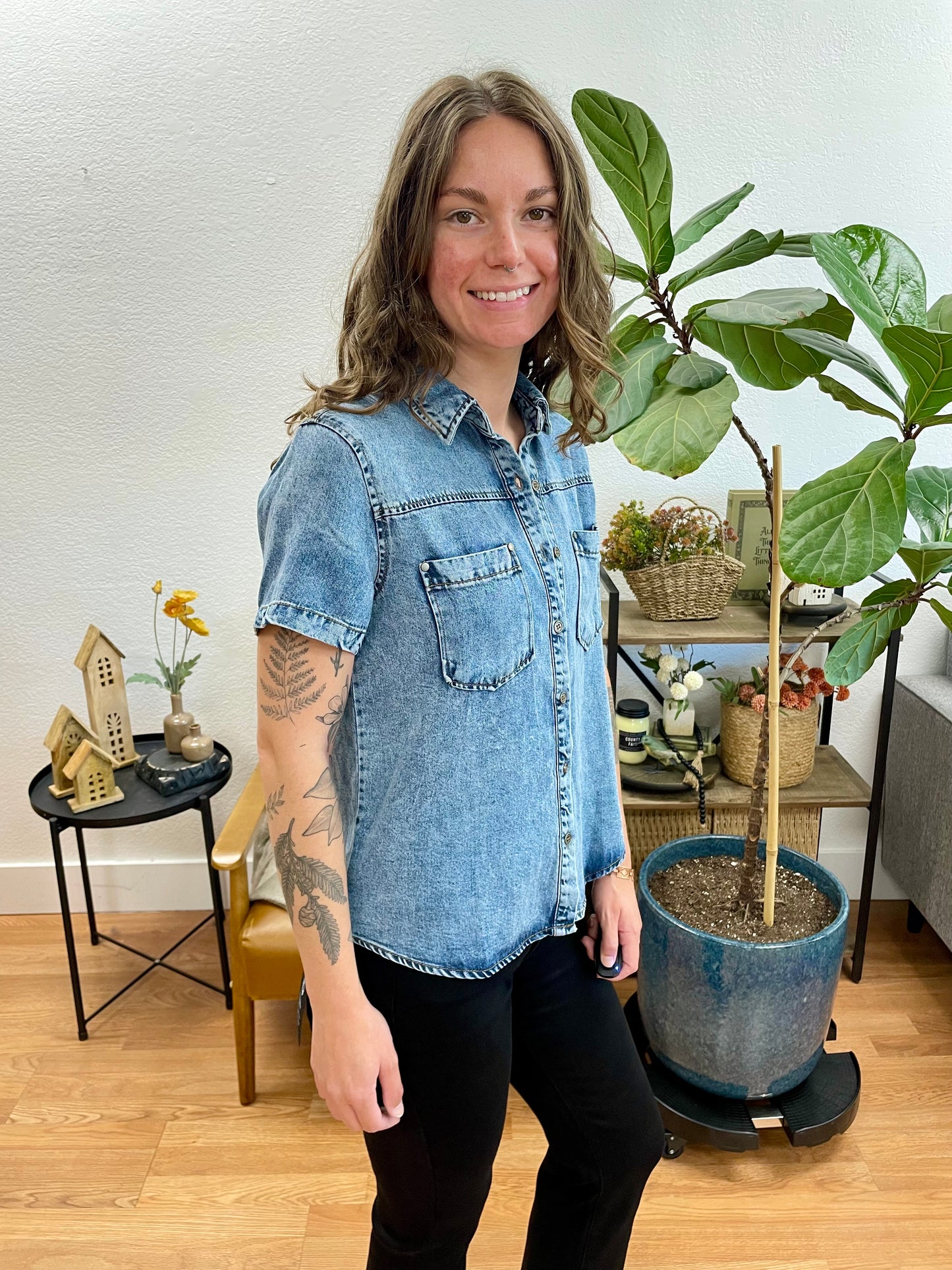 Chambray Short Sleeve Top