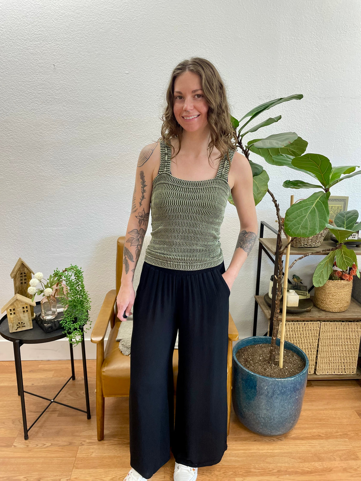 Black Wide Leg Smocked Cropped Pants