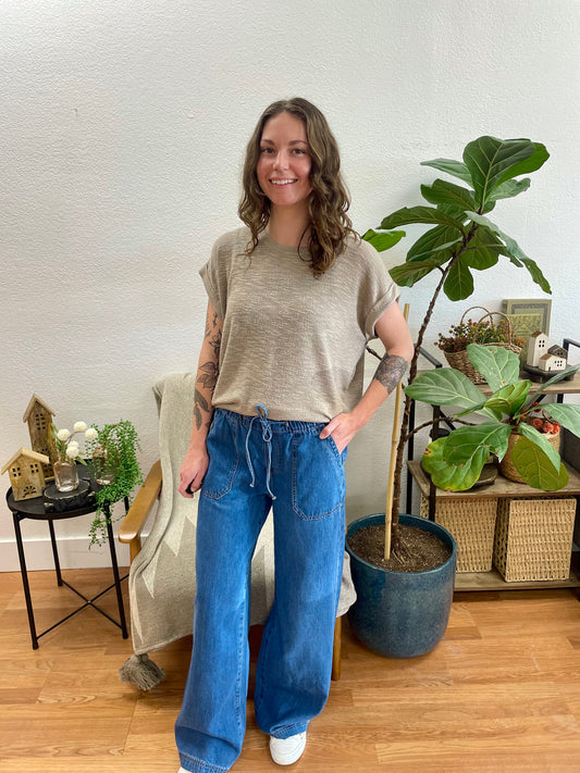 Mica Wide Leg Jogger Jeans