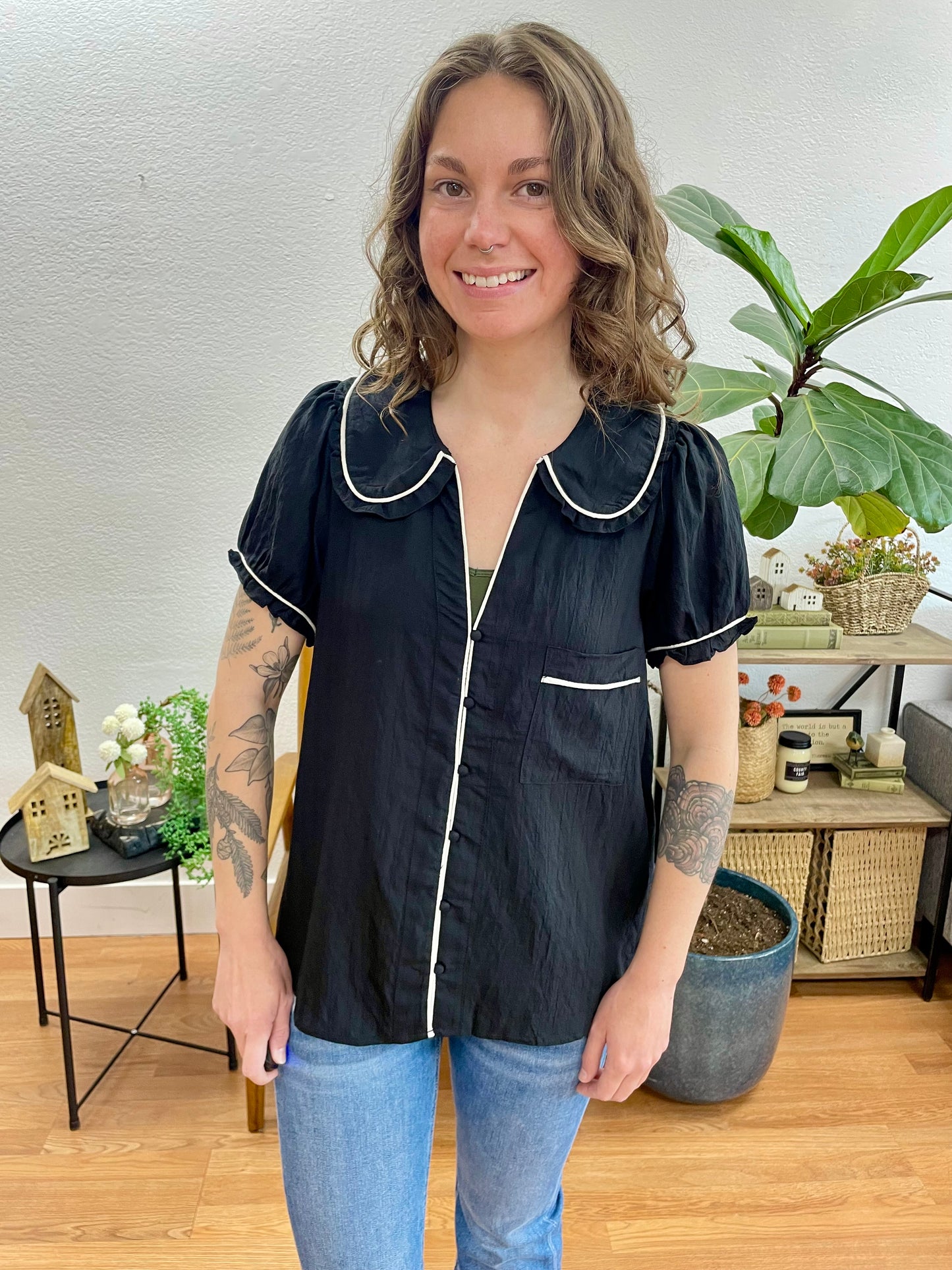 Contrast Trim Peter Pan Blouse