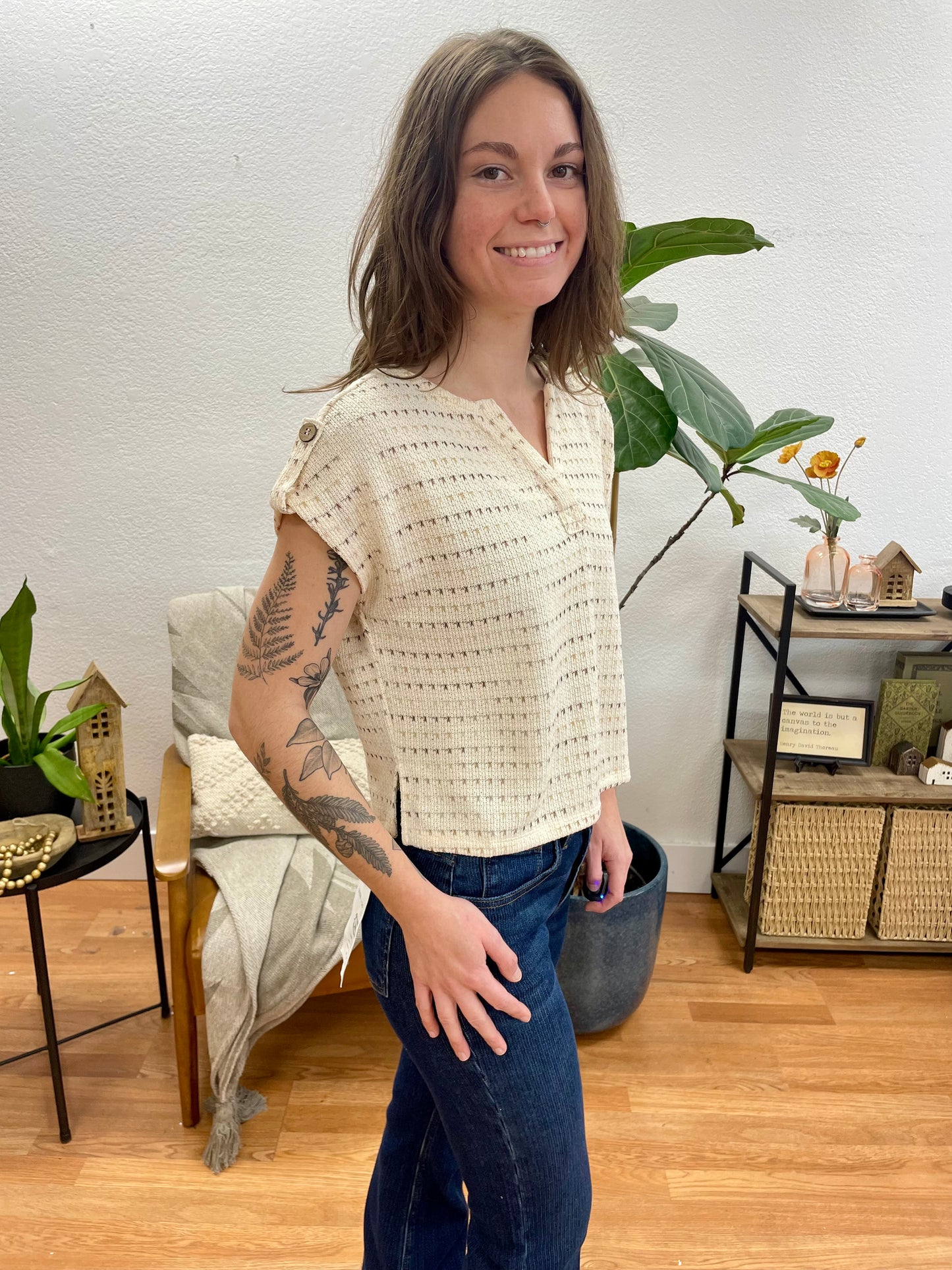 Split Neck Tab Sleeve Knit Top