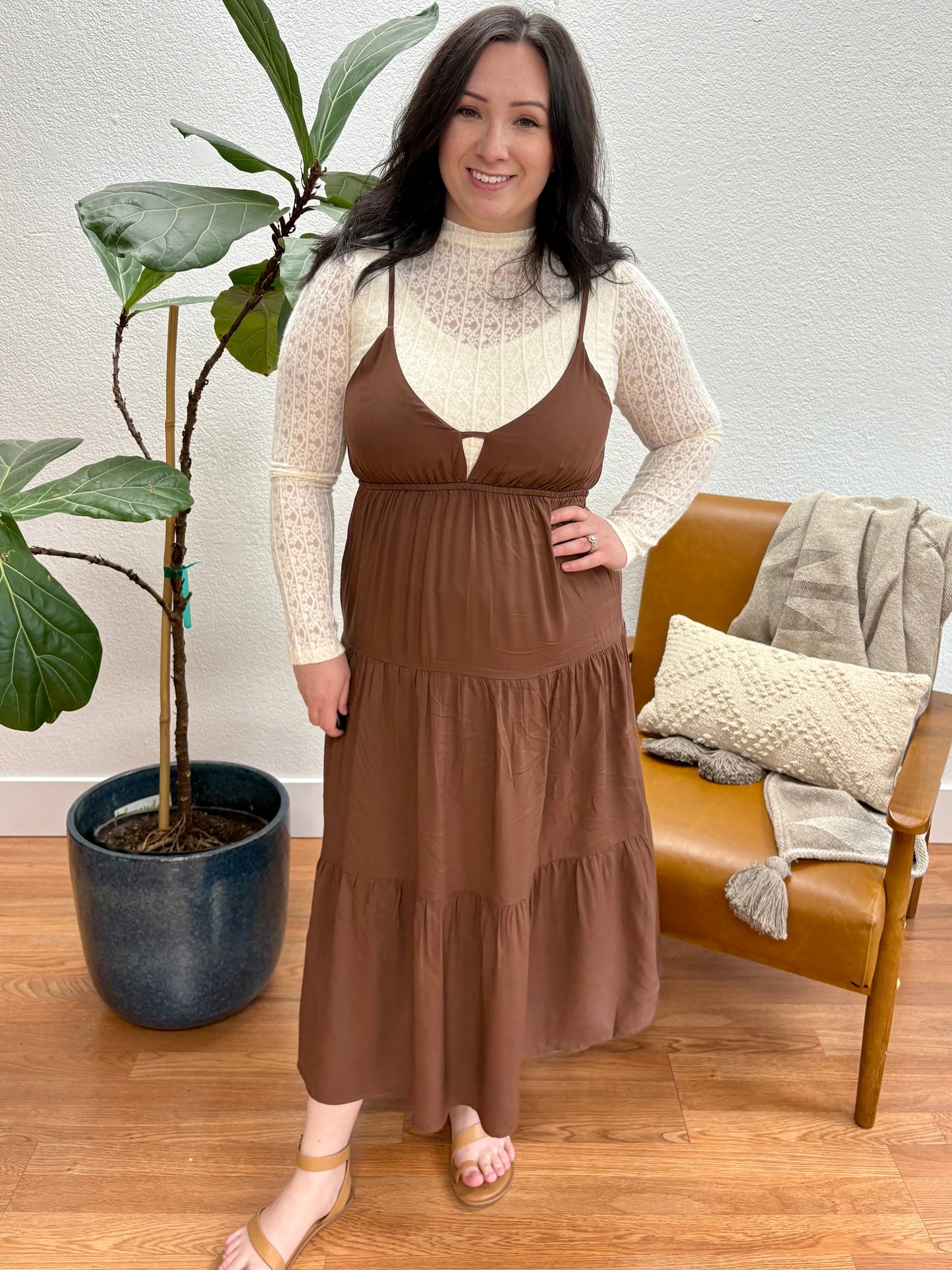 Brown Sweetheart Neckline Tiered Midi Dress