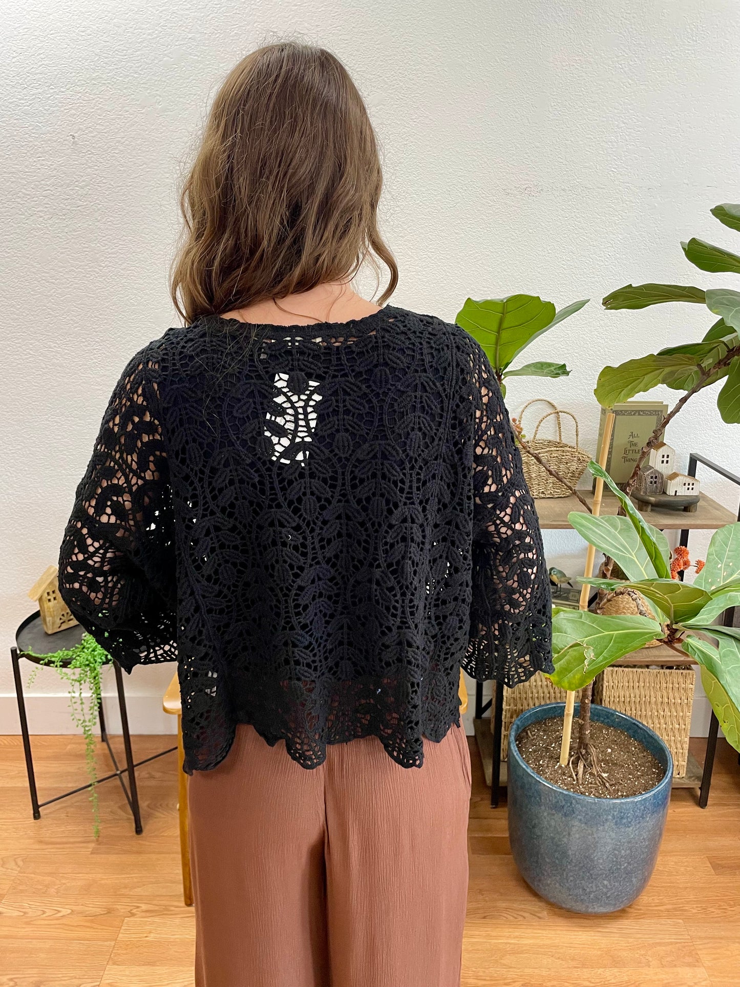 Black Leaf Pattern Cardigan