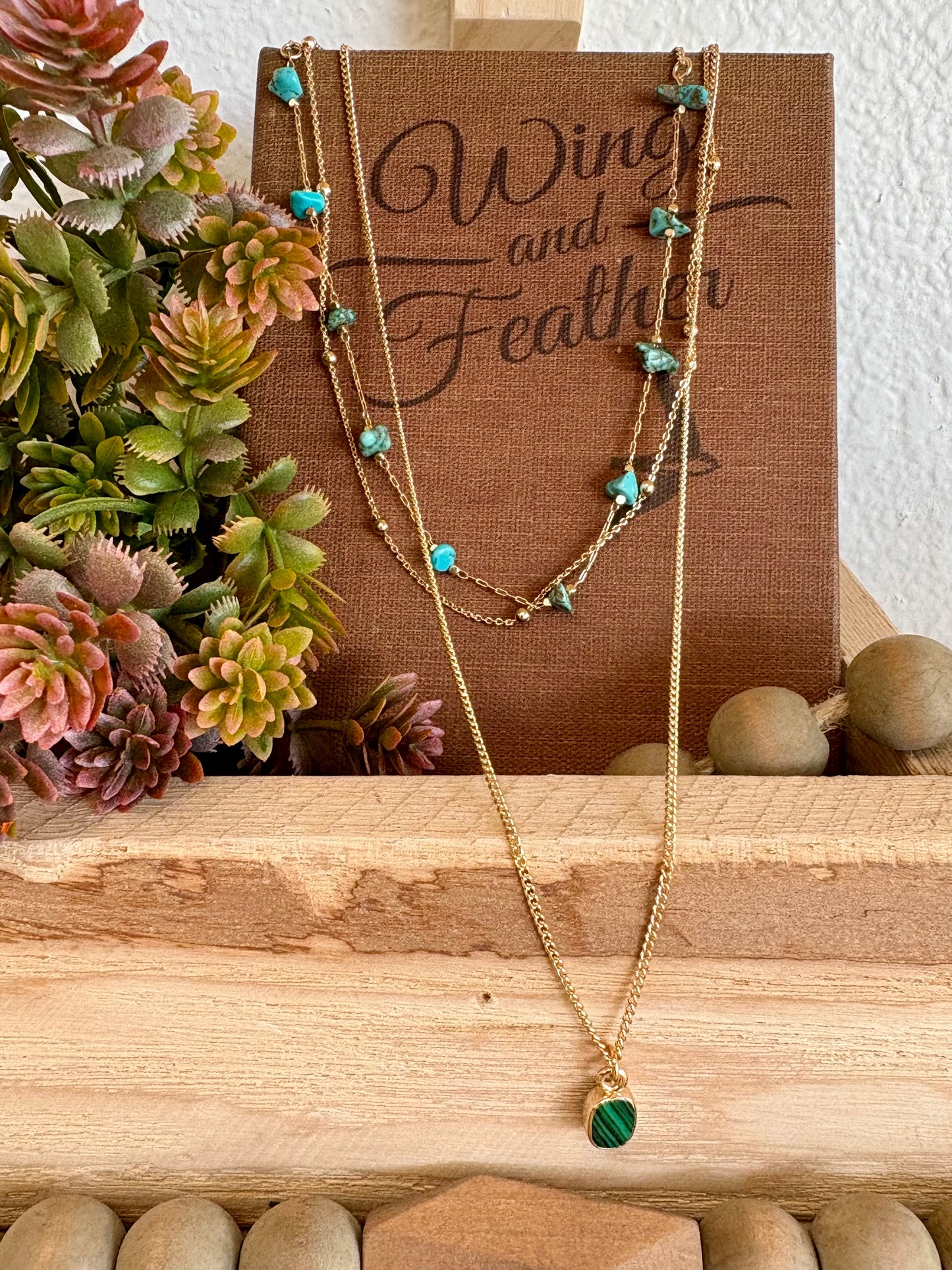 Layered Stone Chip Necklace