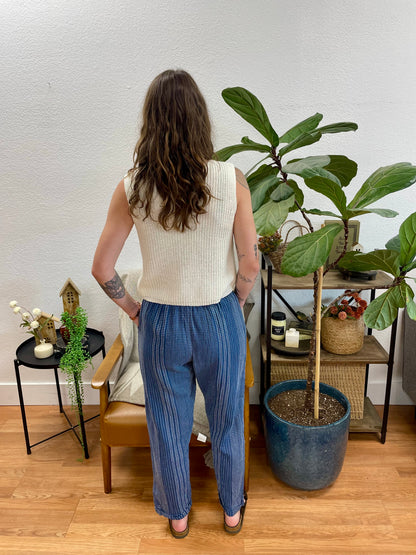 Navy Lightweight Cropped Pants