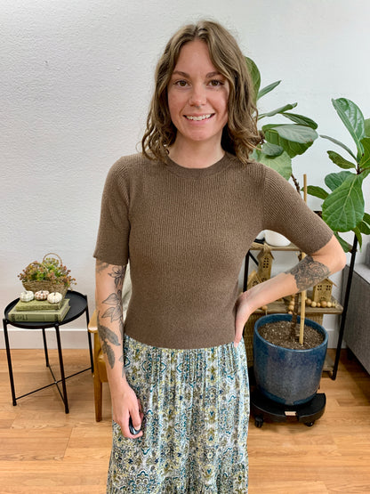 Cocoa Ribbed Half Sleeve Top