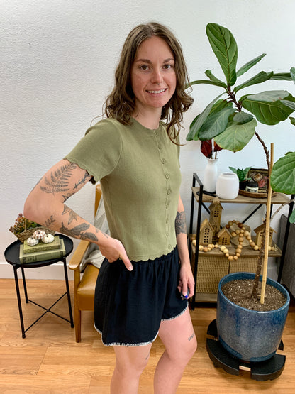 Olive Scalloped Short Sleeve Cardigan