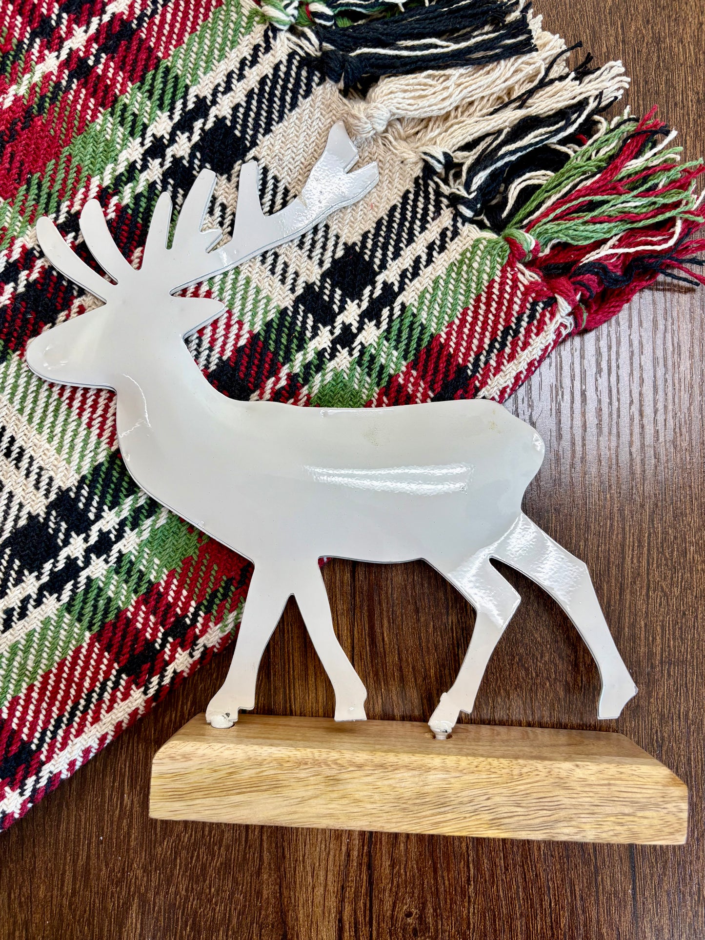 Metal Reindeer Sitter