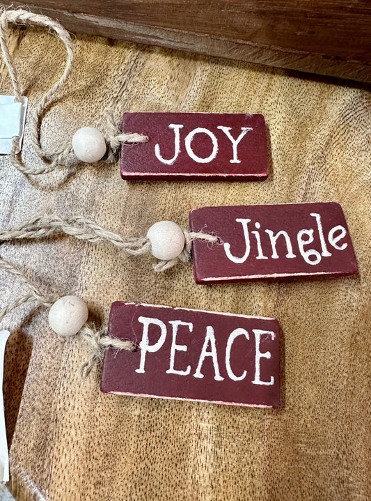 Red Wood Gift Tag/ Ornaments