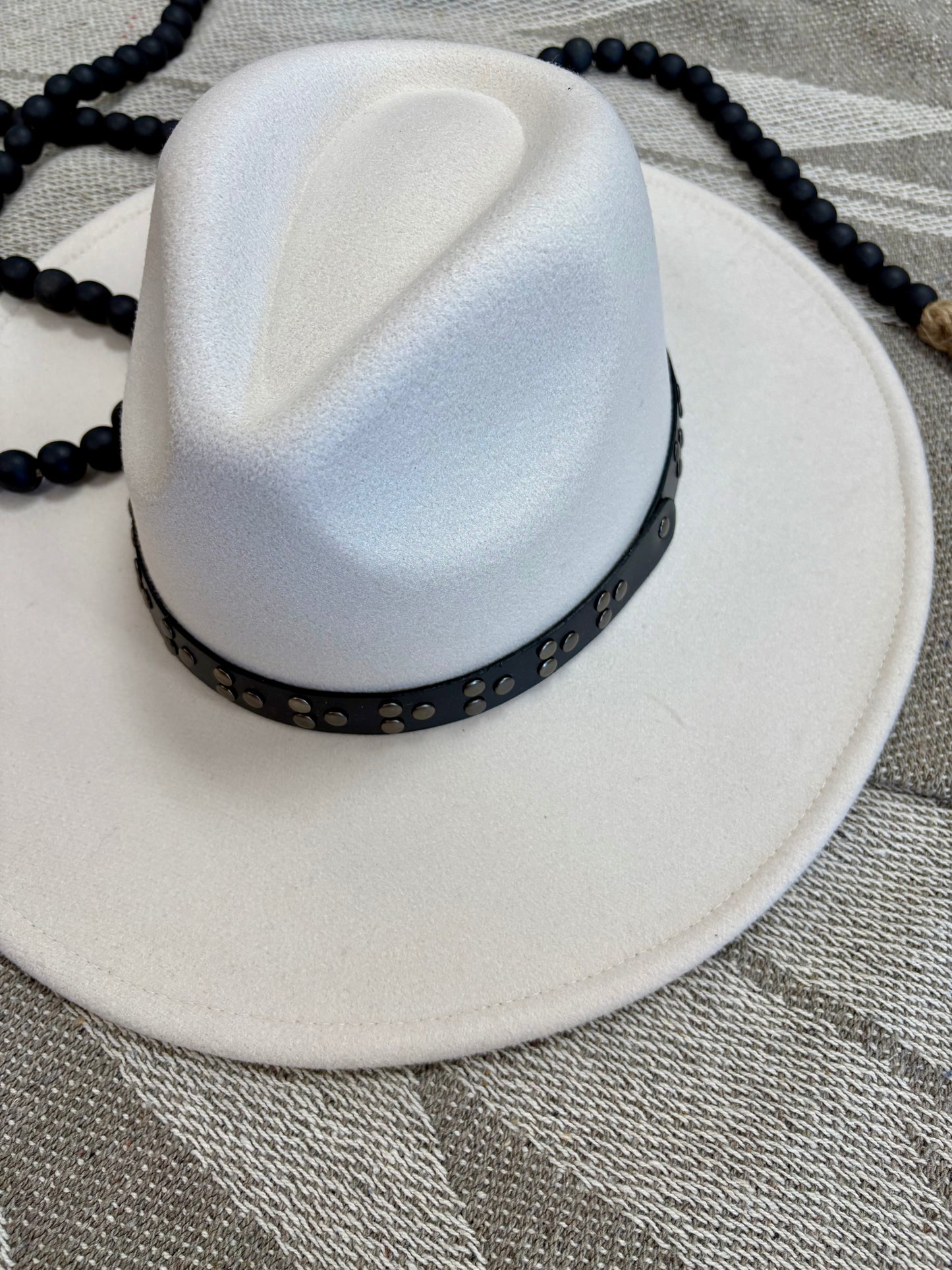 Neutral Felt Hat