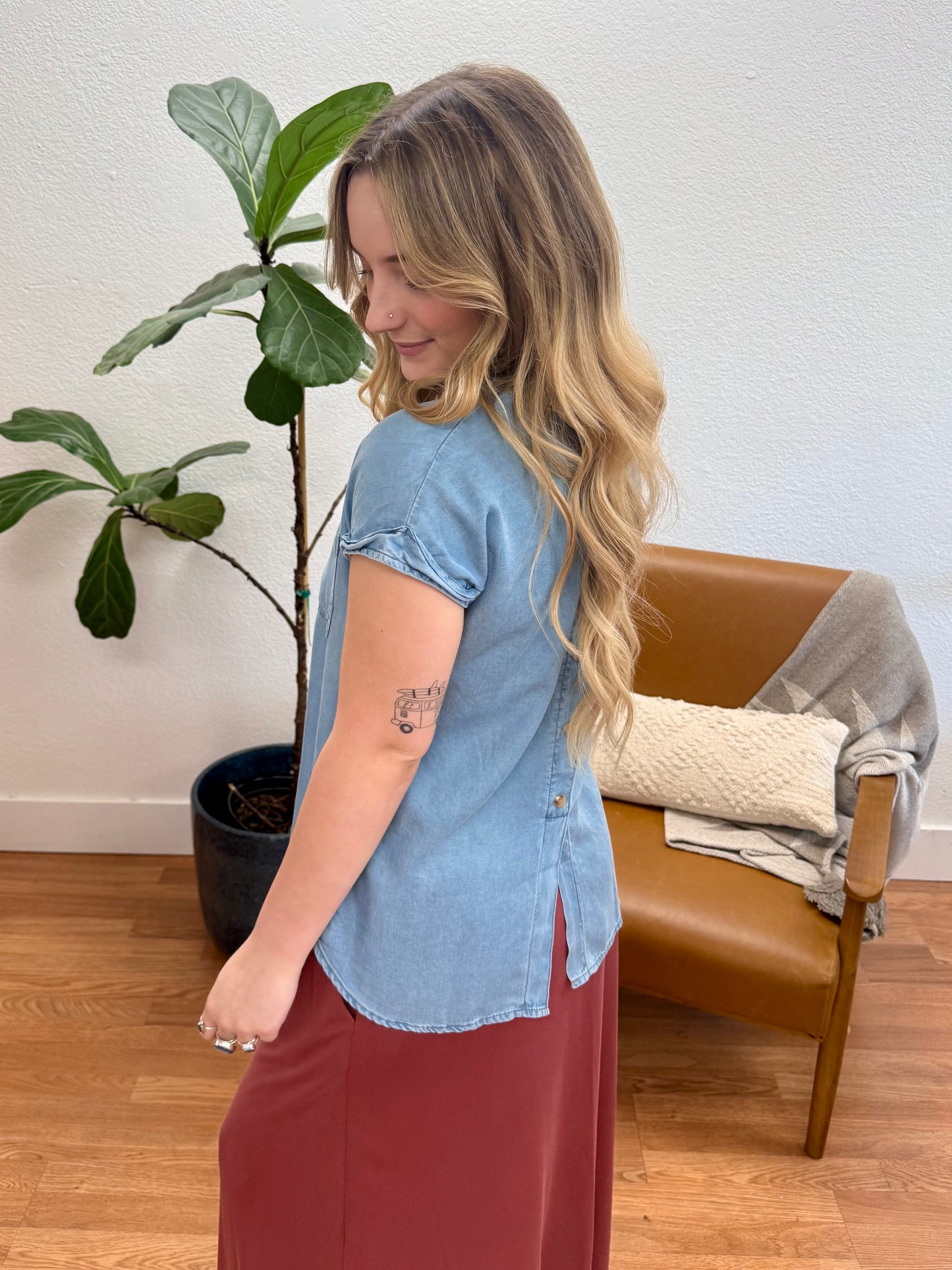 Chambray Back Button Top