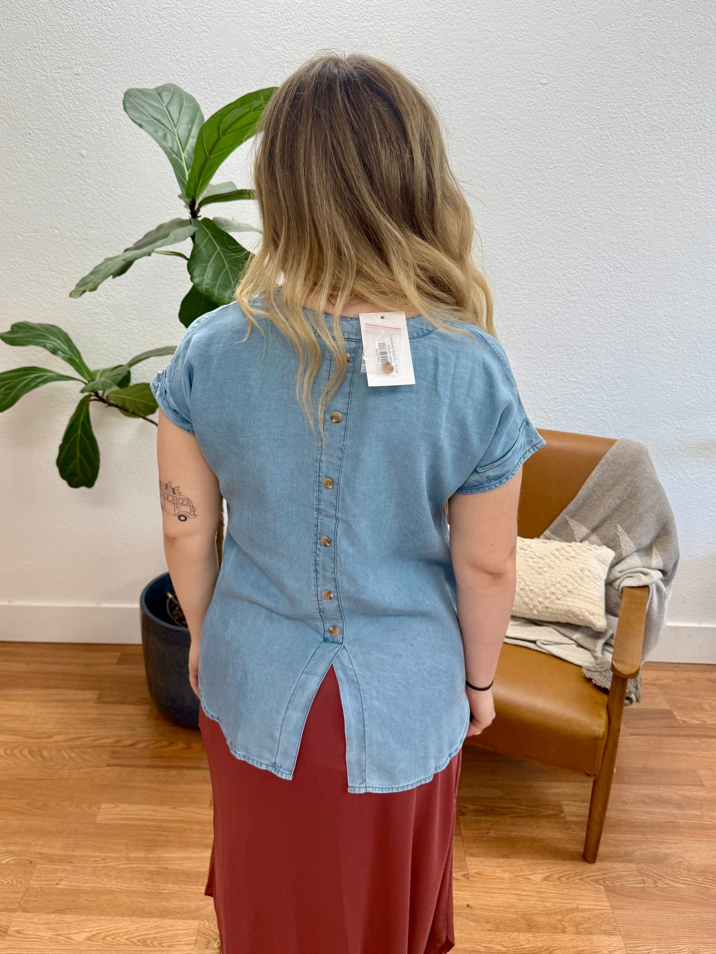 Chambray Back Button Top