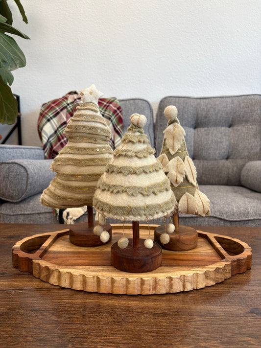 17" Scalloped Acacia Oval Wood Tray