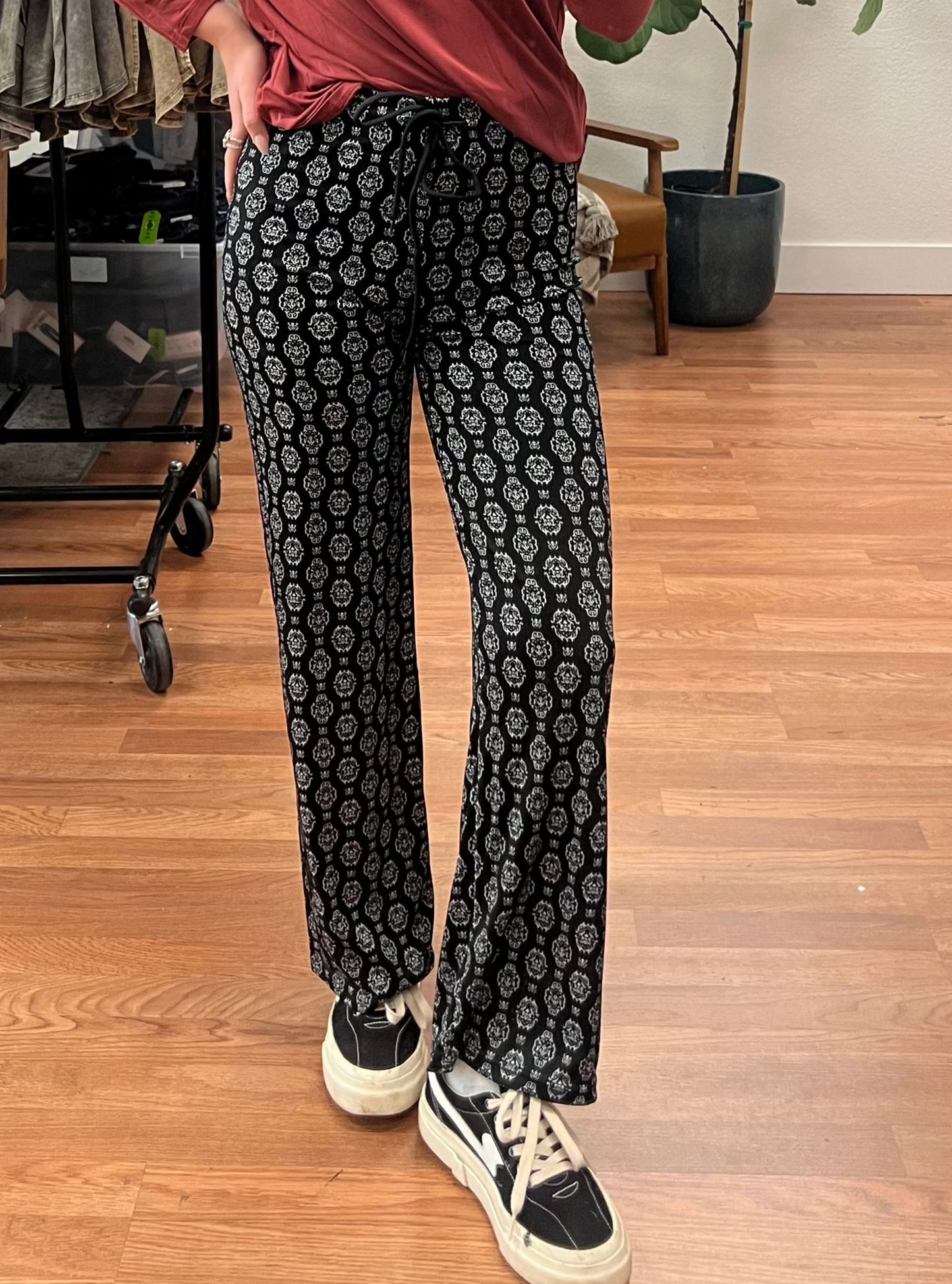 Cropped Medallion Pants