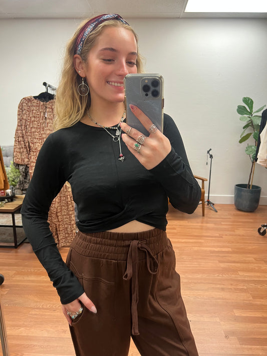 Black Long Sleeve Twist Crop