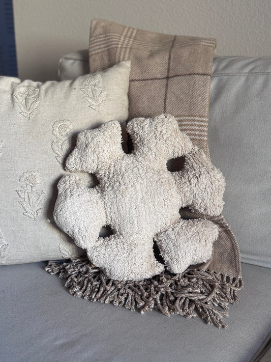 Snowflake Tufted Pillow