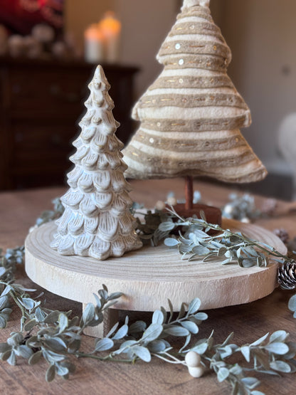 Pinecone & Boxwood Garland