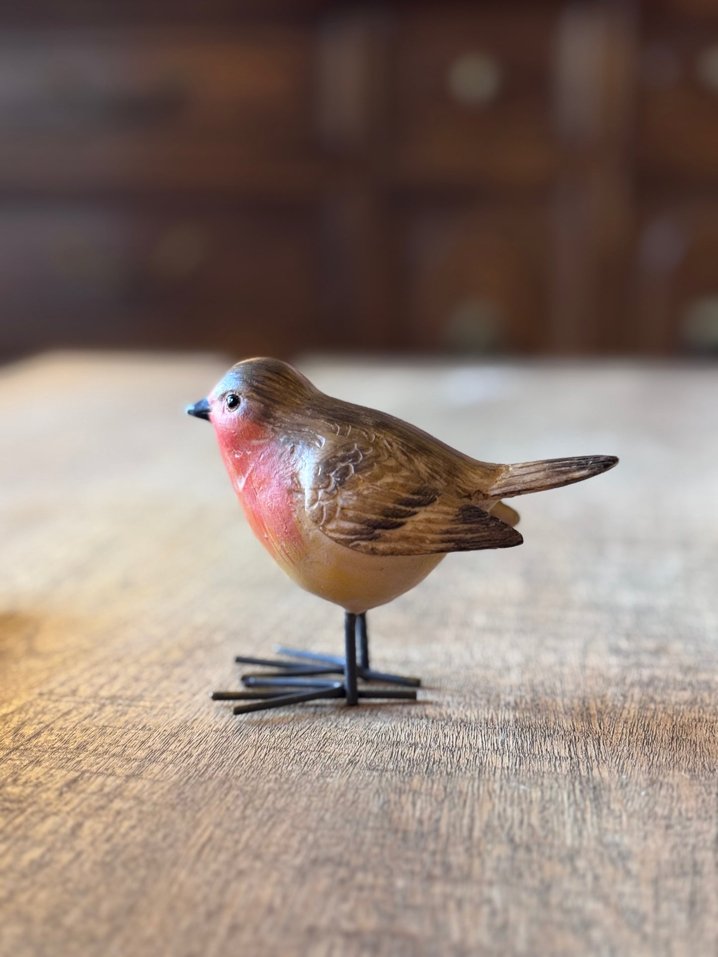 Resin Holiday Birds With Metal Feet