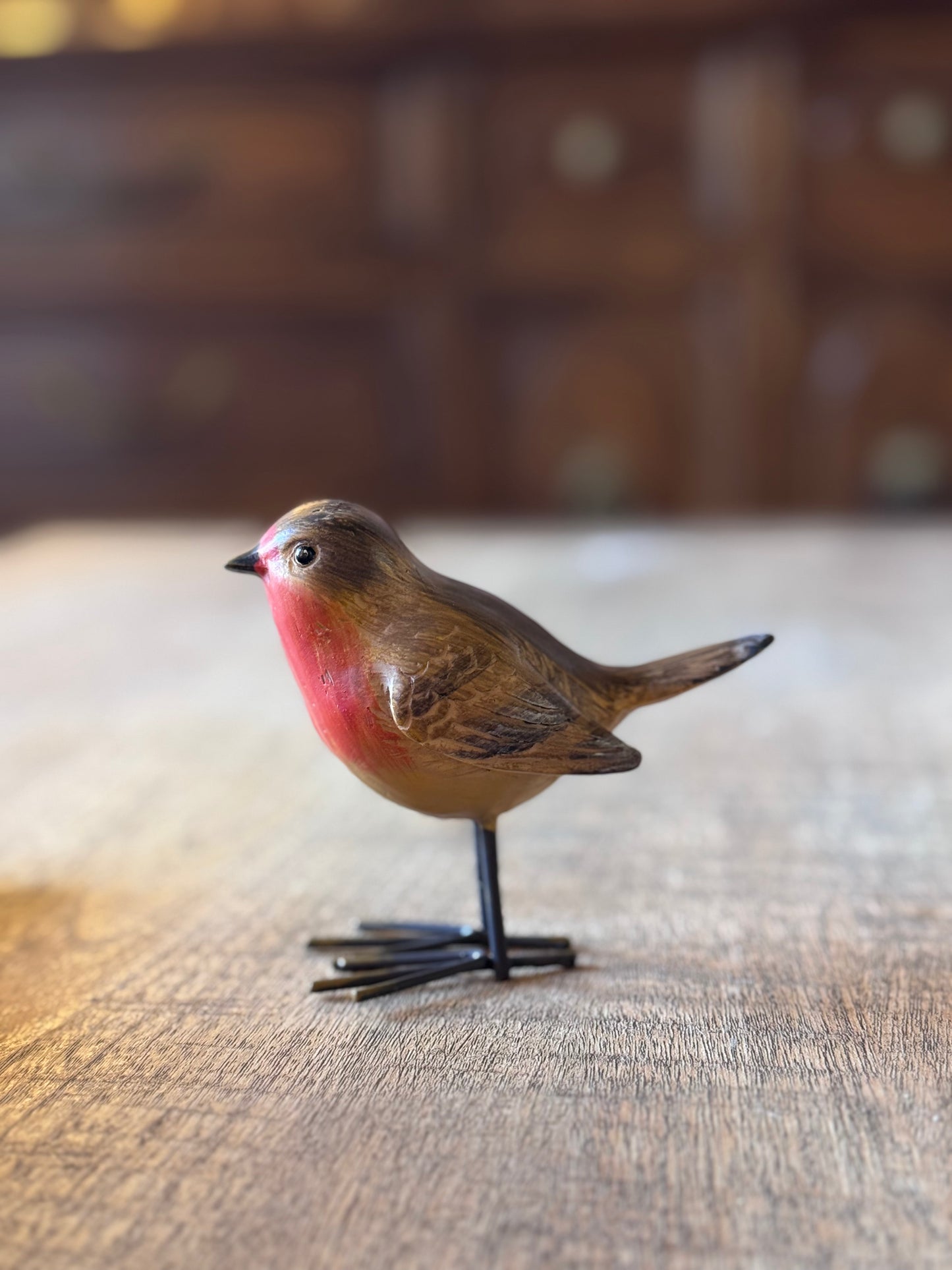 Resin Holiday Birds With Metal Feet