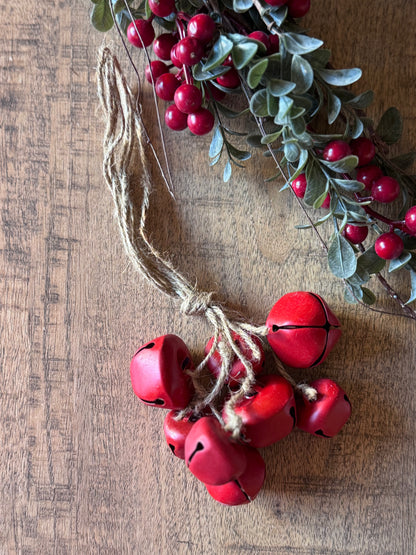 Red Bell Cluster Hanger