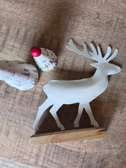 Metal Reindeer Sitter