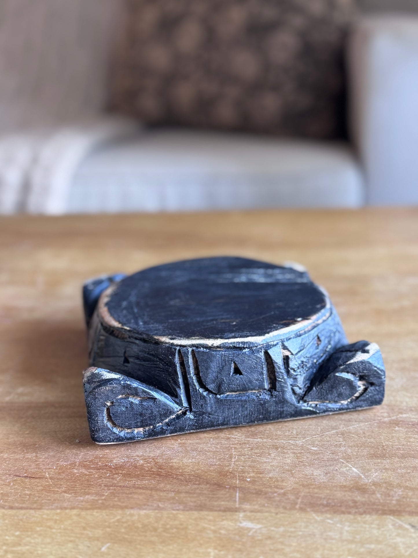 Mini Wooden Carved Riser - Terra Cottage