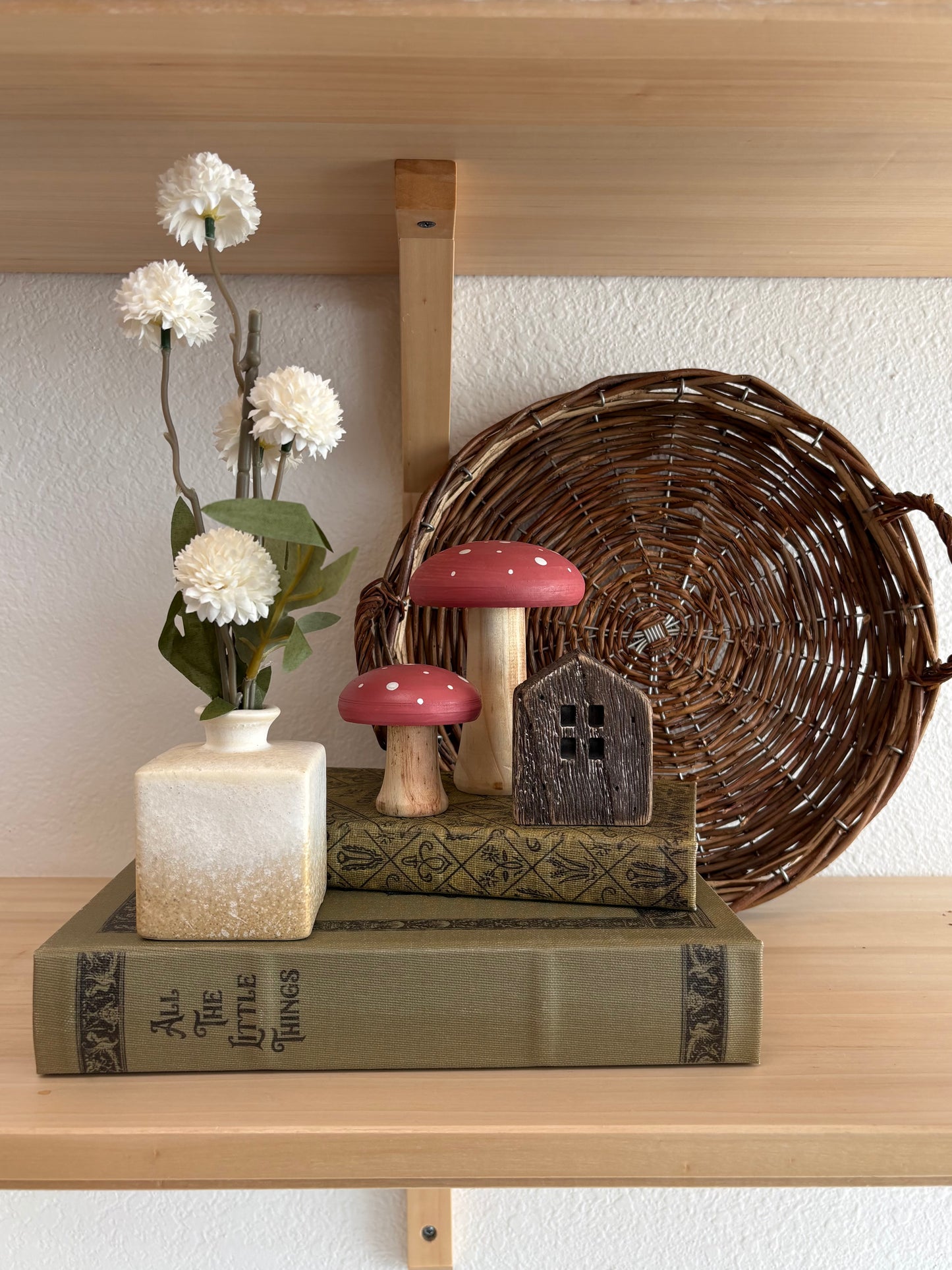 Mushroom Forest - Terra Cottage