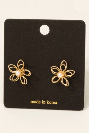 Dainty Wire Flower Pearl Stud Earrings