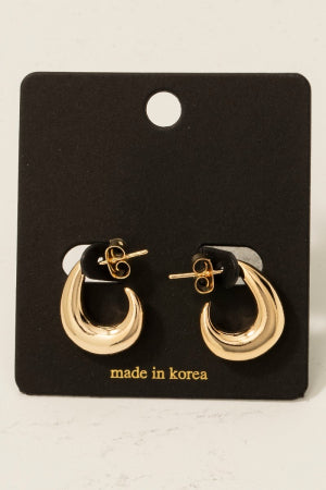 Metallic Rounded Oval Hoop Earrings