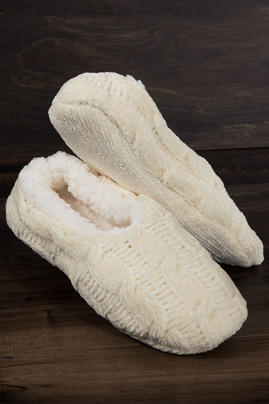 Ivory Chenille Cable Knit Slippers