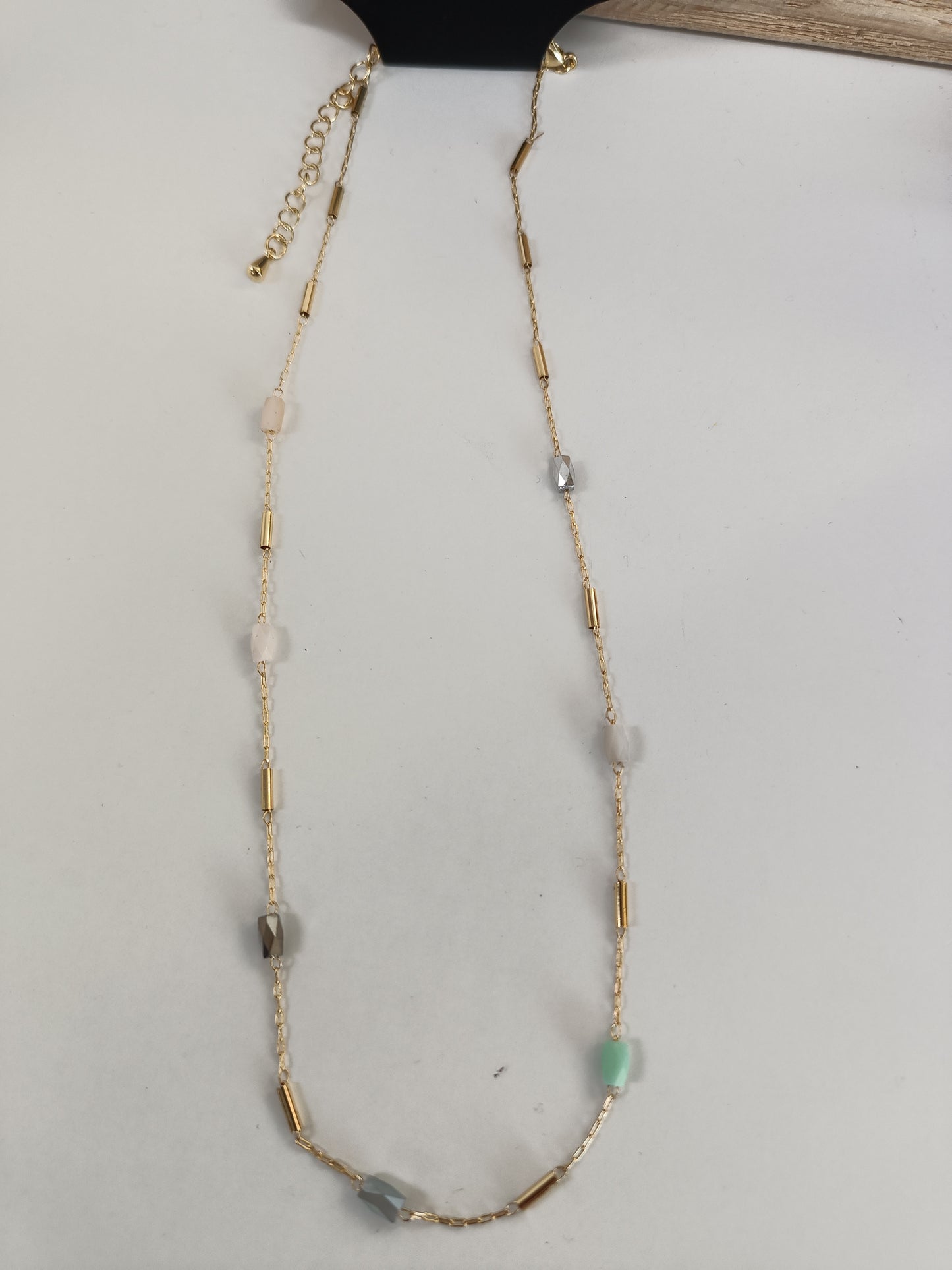 Dainty Glass Bead Necklace - Terra Cottage