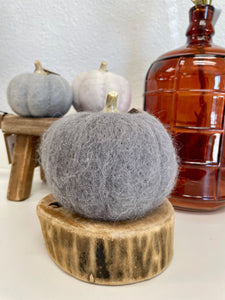 4.5” Wool Pumpkins