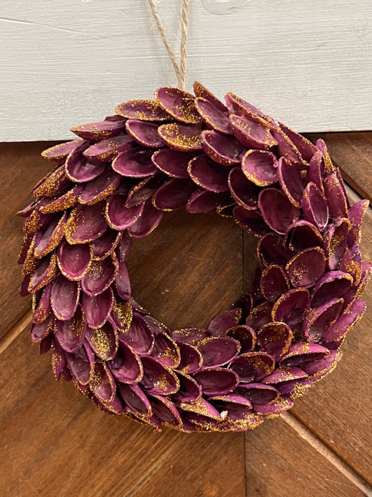 Pine Nut Shell Wreath